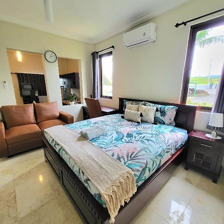 Medewi Manor Aparthotel Airsatang Bagian luar foto